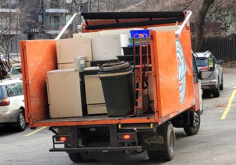 eco-friendly-disposal eco-friendly-disposal